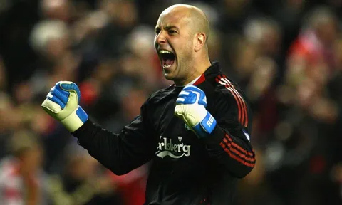 "Thế giới quá bất công với Man City và Liverpool"