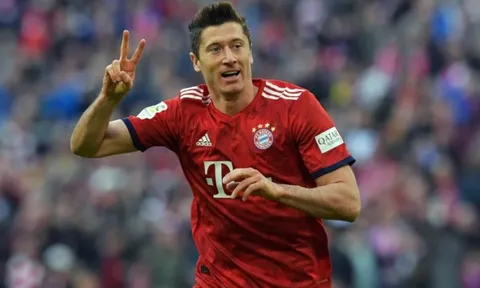 Thi đấu thăng hoa, Lewandowski thỉnh cầu Bayern một điều quan trọng