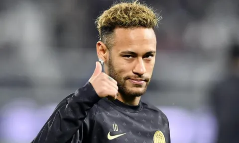 Không nghi ngờ gì nữa, lý do Emery "trảm" Ozil là vì... Neymar