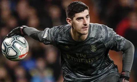 Thibaut Courtois lại làm điều không tưởng cùng Real Madrid!