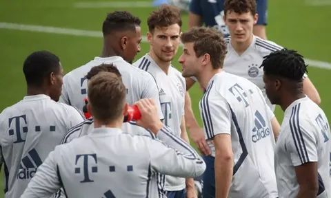 SỐC! Biến tại Bayern, Muller "knock out" đồng đội xảy ra xung đột không đáng có