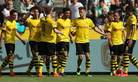 "Thống soái" Dortmund tự hào: "Chúng tôi chưa bao giờ từ bỏ hy vọng."