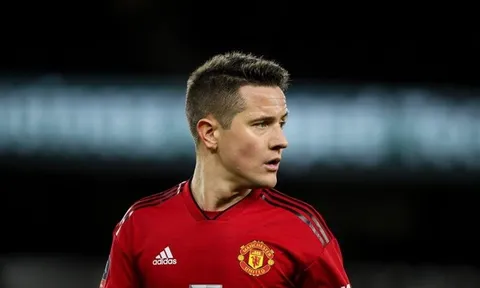 "Thủ lĩnh không ngai" chỉ đích danh kẻ khiến Man Utd thi đấu bết bát
