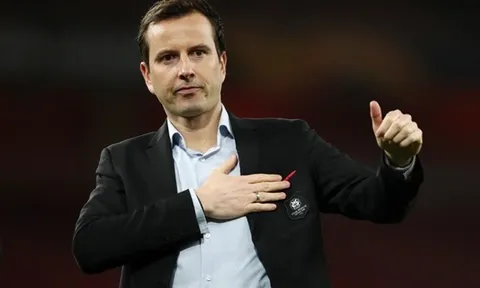 Thua đau ở Emirates, HLV Rennes nghi ngờ Arsenal "chơi ăn gian"?