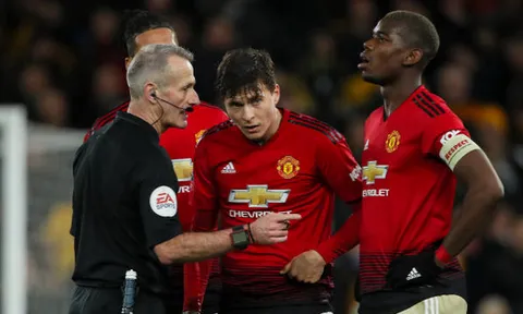 Thua Wolves nhưng Man United nên cảm thấy may mắn vì điều này