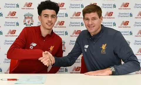 2 lần nỗ lực mượn học trò cũ, Gerrard bị Liverpool từ chối cả 2