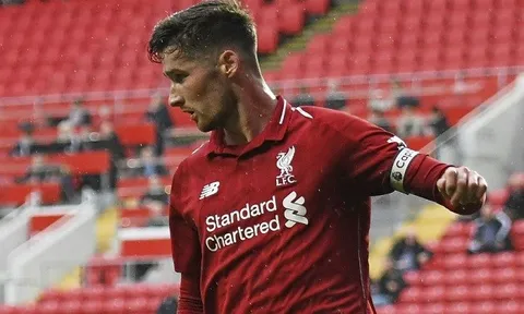 Sao trẻ lạ lẫm Liverpool thu hút sự quan tâm từ nước Đức