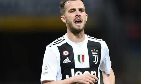Tiền vệ Juventus bất ngờ "thả thính" PSG