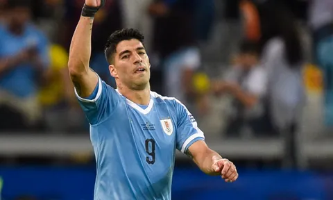 Tiết lộ: Luis Suarez sụt cân không tưởng vì chấn thương ở Barcelona
