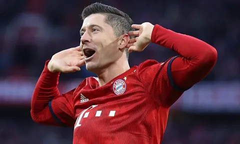 'Ronaldo và Ramos từng thuyết phục tôi đến Madrid'