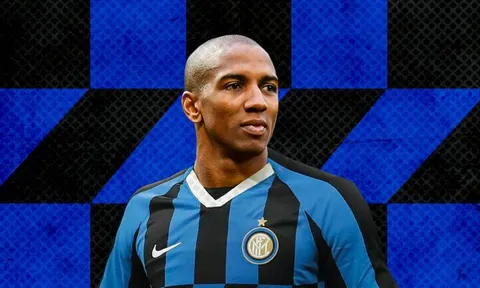 Conte nêu lý do Ashley Young chưa thể ra sân cho Inter