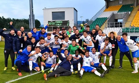 Tin được không? Người Italia sắp vô địch Euro