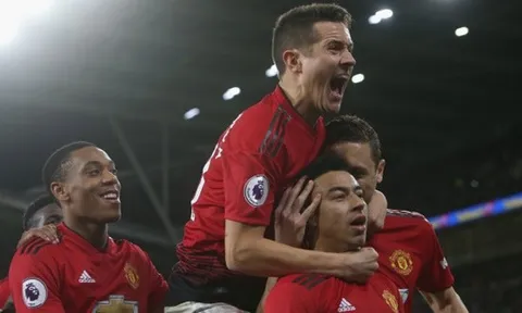 "Tình xưa nghĩa cũ" có thể khiến sao Man Utd thay đổi bến đỗ?