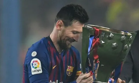 Tỏa sáng mang về chức vô địch, Messi lập luôn kỷ lục khủng