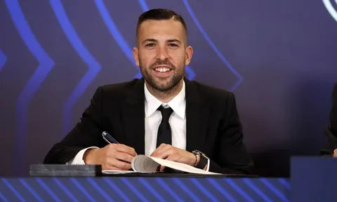 Toàn cảnh Barca trói chân 'viên đạn bạc', dập tắt hi vọng của Juventus