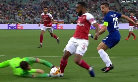 'Tôi hiểu vì sao trọng tài không thổi penalty cho Arsenal'