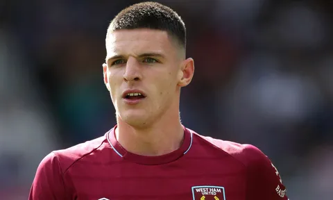 "Tôi sẽ luôn cười mỗi khi nhìn lại bàn thắng vào lưới Arsenal"