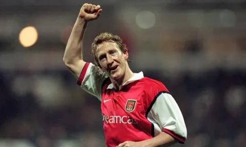 10 cầu thủ Arsenal xuất sắc nhất kỷ nguyên Premier League (P1): Nạn nhân của Giáo sư