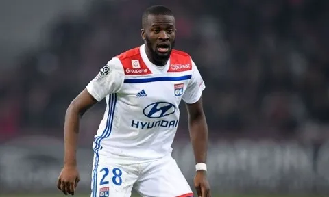 Tottenham bị Lyon từ chối, Juve hy vọng sở hữu máy quét người Pháp