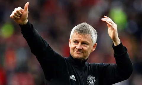 Trái ngang! Chelsea thì chê, Man Utd lại đang cần đúng người như thế