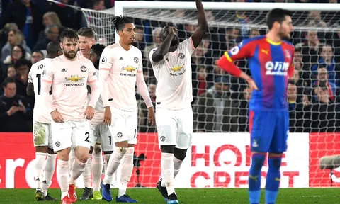 Trận Palace: Man Utd có một "người vạn năng", trảm "Sir Alex 2.0" là tội ác