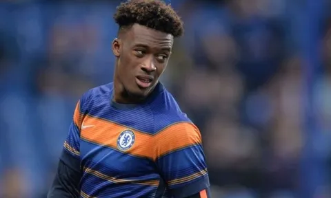 Trong "cái rủi có cái may", Chelsea có thể tiếp tục giữ sao trẻ nước Anh bởi lí do oái ăm