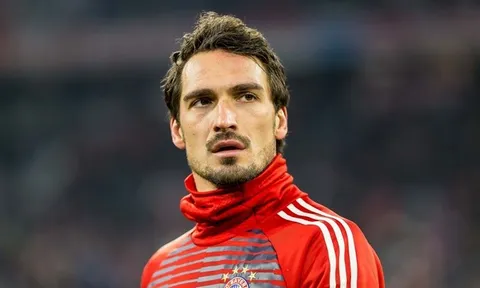 Trước sự việc Bayern mua 2 tân binh, Hummels vẫn "bình chân như vại"