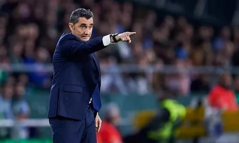 Valverde bất ngờ để lộ "thông tin mật", Man Utd mừng thầm
