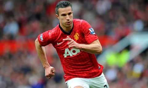 Những khoảnh khắc lịch sử trong sự nghiệp Robin Van Persie