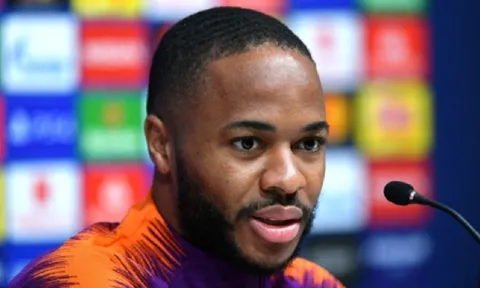 Van Dijk chọn Sterling vậy tiền đạo Man City chọn ai?
