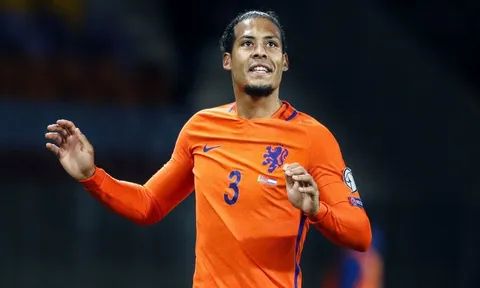 Van Dijk: "Nhờ cậu ấy, thế trận đã được cải thiện đáng kể"