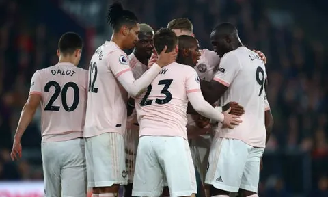 Vắng Rashford, 'chân gỗ' chơi tưng bừng đưa Man United vượt bão