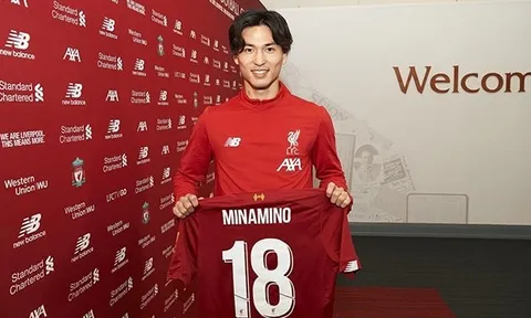 Vì sao Minamino không nên ra mắt Liverpool lúc này?