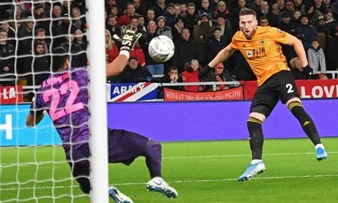 'Kẻ đóng thế' De Gea thăng hoa, Lindelof lên tiếng nói lời công bằng