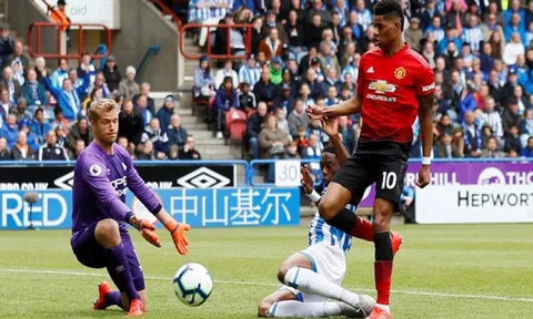 Neville: "Cậu ấy sẽ gánh vác trọng trách ghi bàn của United"