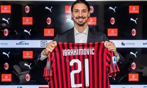Fan Ronaldo hả hê vì Ibrahimovic bị "nghiệp quật"