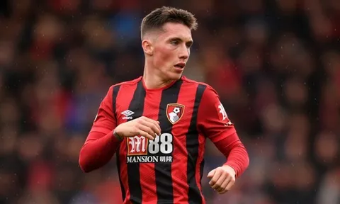 "Tiểu Torres" bị đem bán, vì sao CĐV Liverpool lại mừng?