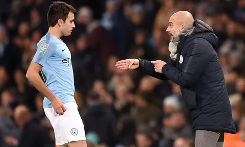 Eric Garcia: Đáp án táo bạo cho hàng thủ Man City?