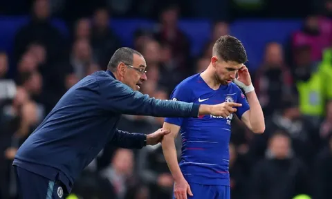 Xác nhận! HLV Sarri 'đánh cắp' 2 cầu thủ Chelsea sang Juventus