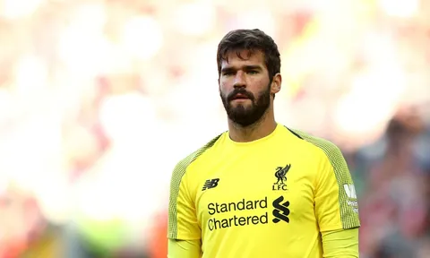 XONG! Alisson chính thức không còn khoác áo 13 Liverpool mùa tới