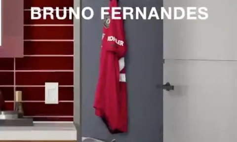 XONG! Lộ số áo bí ẩn của Fernandes tại Man Utd