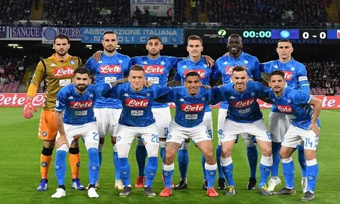 XONG! Napoli có câu trả lời "hàng trăm triệu bảng" cho Man Utd, Liverpool