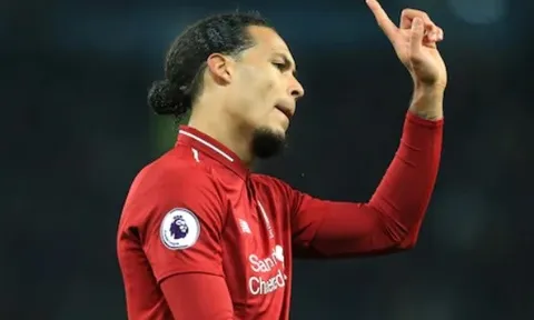 XONG! Rõ danh tính sao duy nhất qua được Van Dijk 56 trận mùa 2018/19