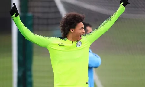 Không để cuộc đua với Liverpool trong mắt, dàn sao Man City rạng rỡ ngày trở lại