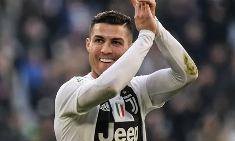 10 siêu sao vĩ đại nhất làng túc cầu thập niên qua: Premier League thảm hại, số 1 xứng đáng?