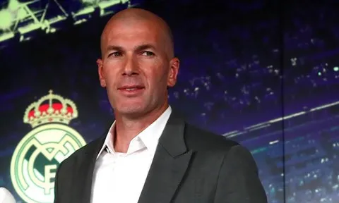 Zidane - có ai tắm hai lần trên một dòng sông?