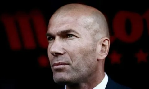 Zidane đang làm một điều "xưa nay hiếm thấy" ở Real