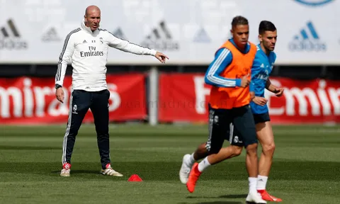 Zidane không cho học trò nghỉ ngơi dù mới giành chiến thắng