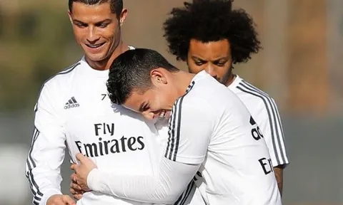 Zidane "lắc đầu", Bayern nói không, sao 63 triệu rời Real tái hợp CR7