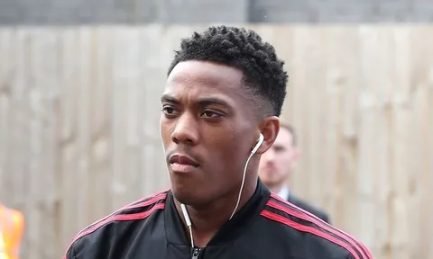 Martial ghi thêm 1 bàn, Man Utd mất hơn 7 triệu bảng